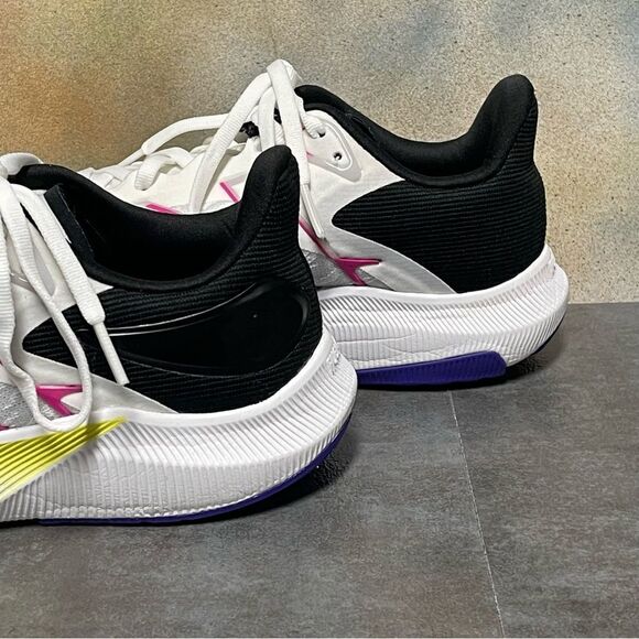 New Balance FuelCell Propel V3 MFCPRLM3 Men's White Wide Running Shoes Sz 8 (2E) - Picture 13 of 16